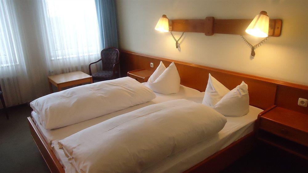Hotel Rahlstedter Hof Hambourg Extérieur photo