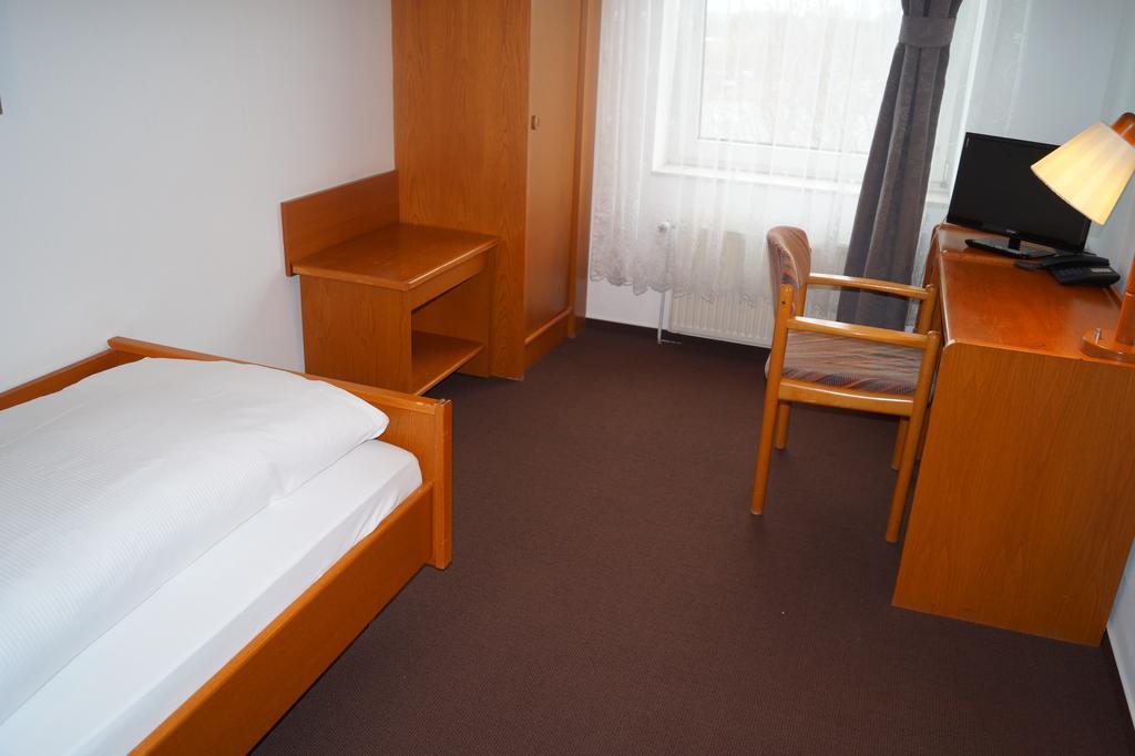 Hotel Rahlstedter Hof Hambourg Extérieur photo