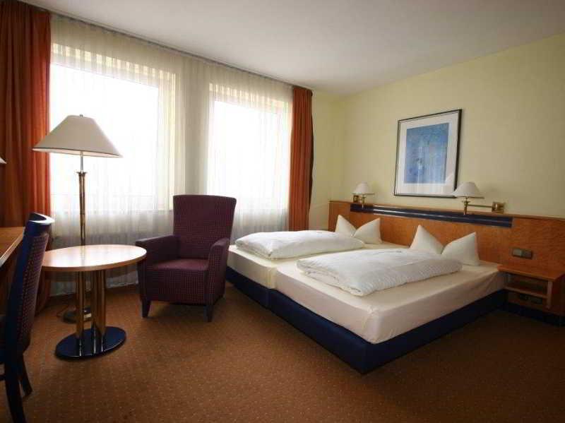 Hotel Rahlstedter Hof Hambourg Extérieur photo