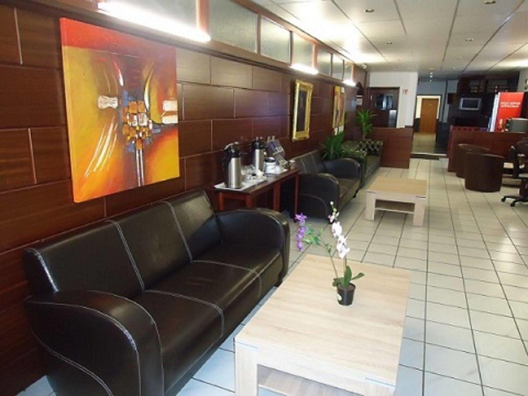 Hotel Rahlstedter Hof Hambourg Extérieur photo